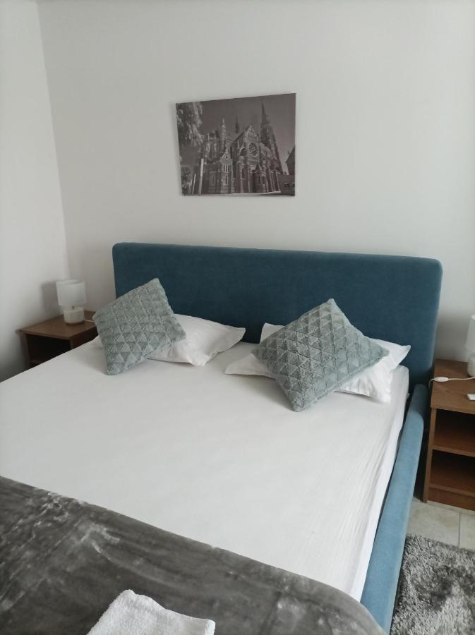 Hotel Arena Nikic à Osijek Extérieur photo