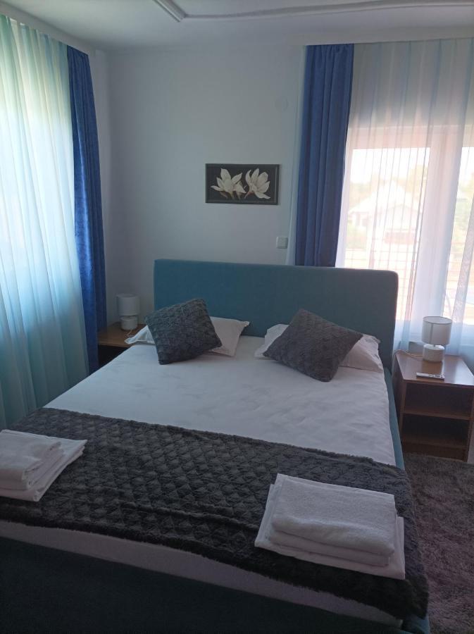 Hotel Arena Nikic à Osijek Extérieur photo